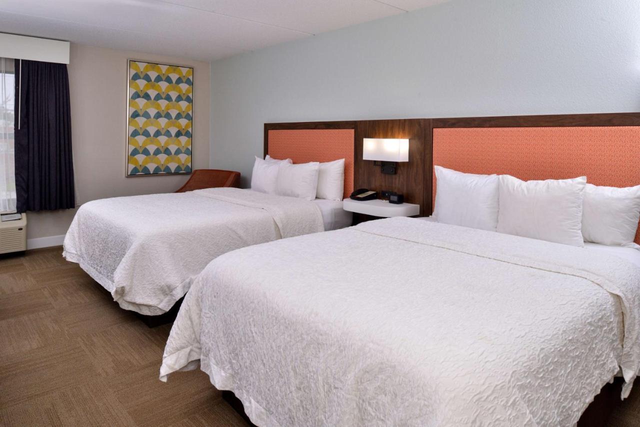 Hampton Inn Henderson Buitenkant foto