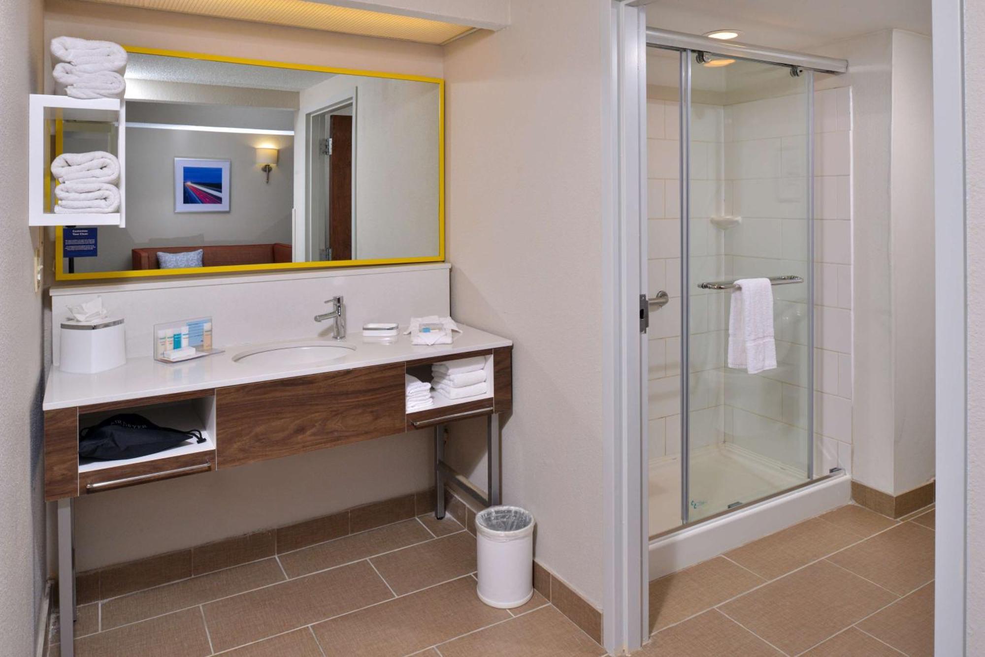 Hampton Inn Henderson Buitenkant foto