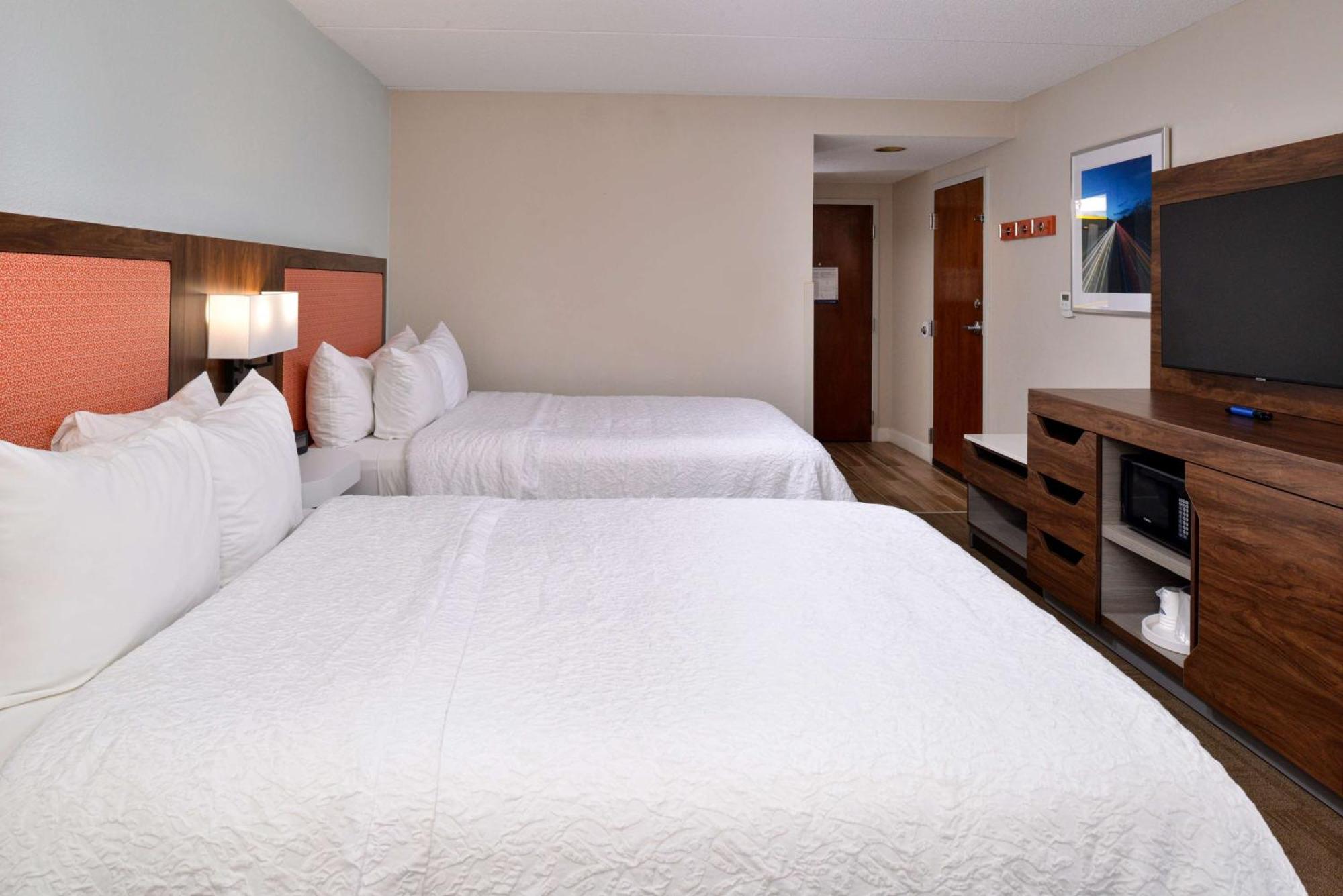 Hampton Inn Henderson Buitenkant foto